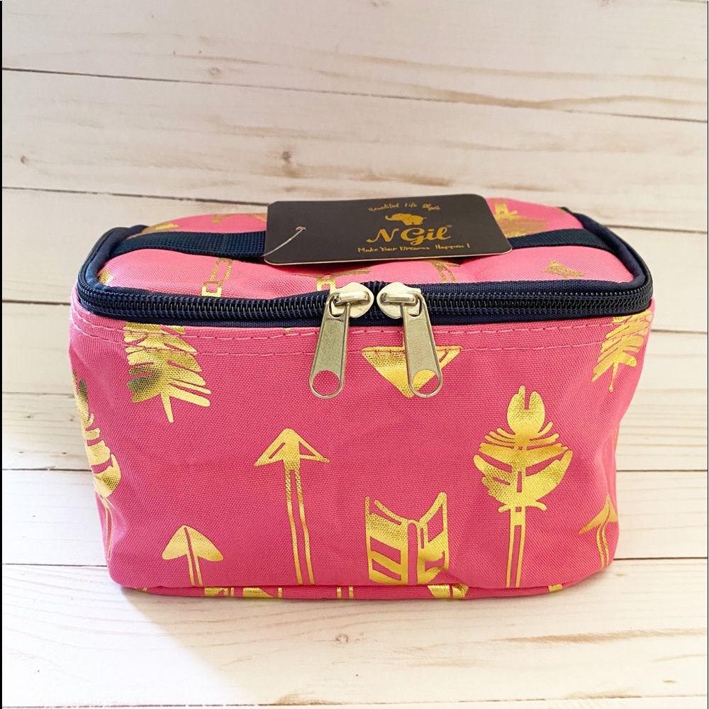 Metallic Gold Straight and Arrow Pink Case